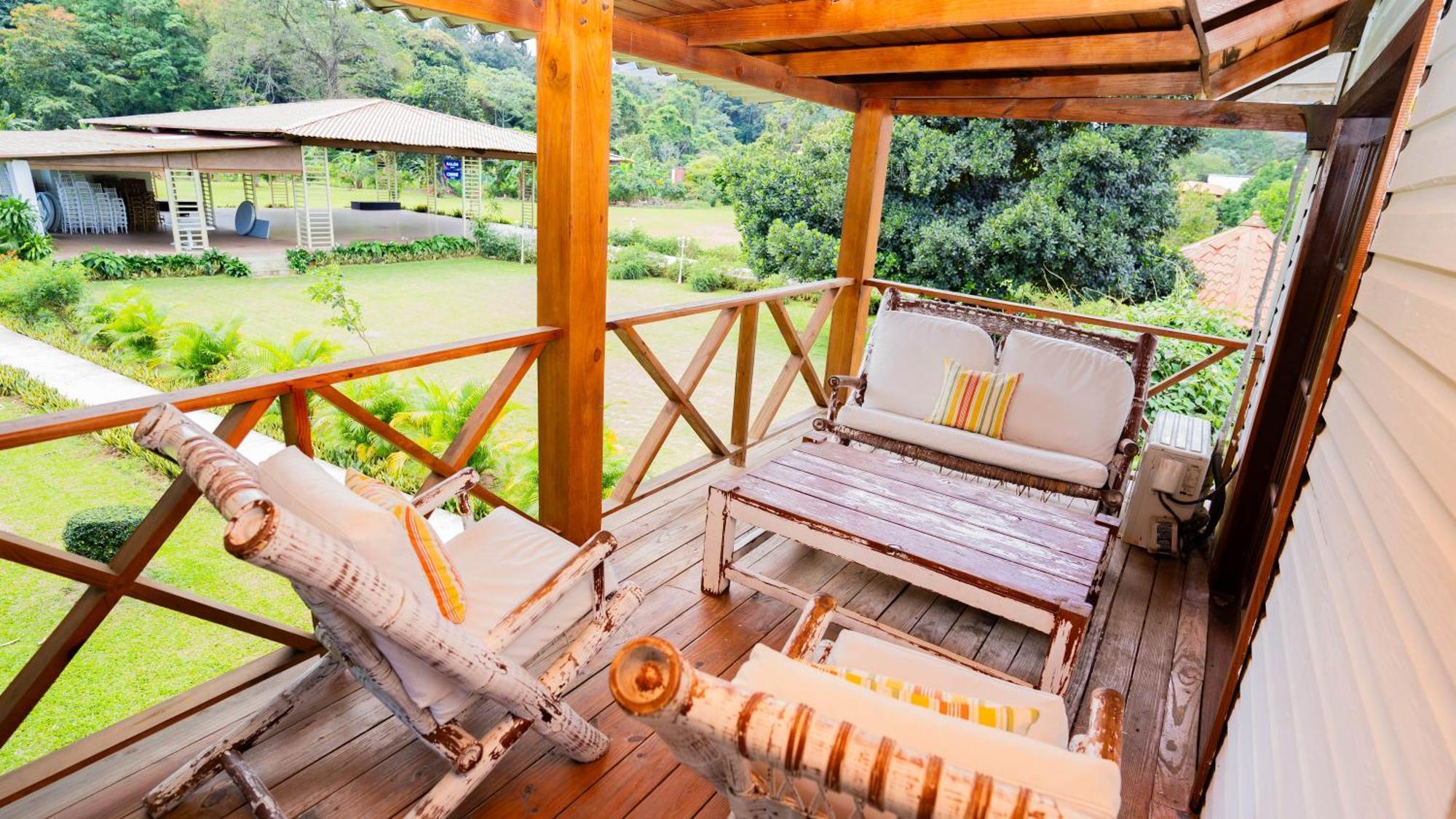 Guacamayos Hotel Bonao Exteriör bild